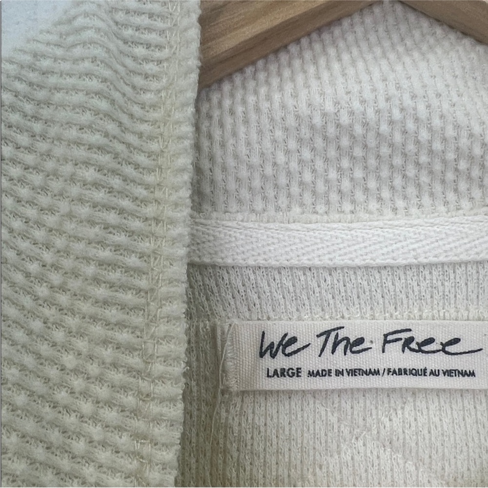 NWT We The Free Made Of Dreams Ivory Thermal Half Button Blouse Size Large - Picture 11 of 13